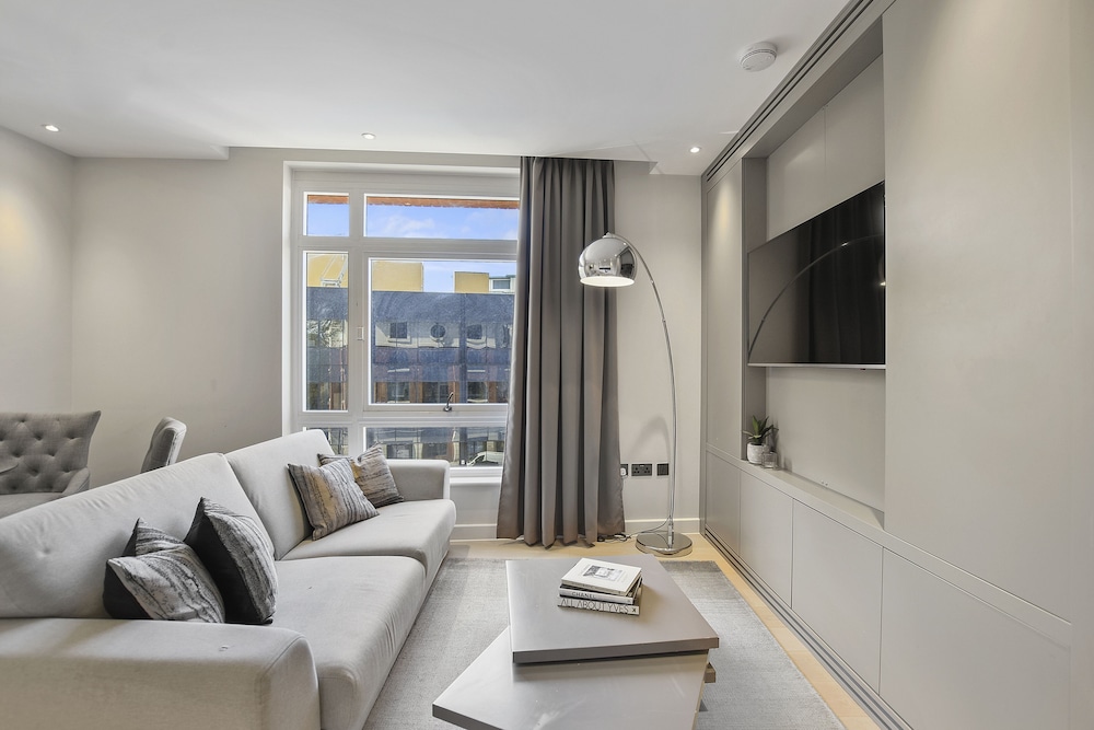 Vauxhall Bridge Road by Aeria Apartments 18/63