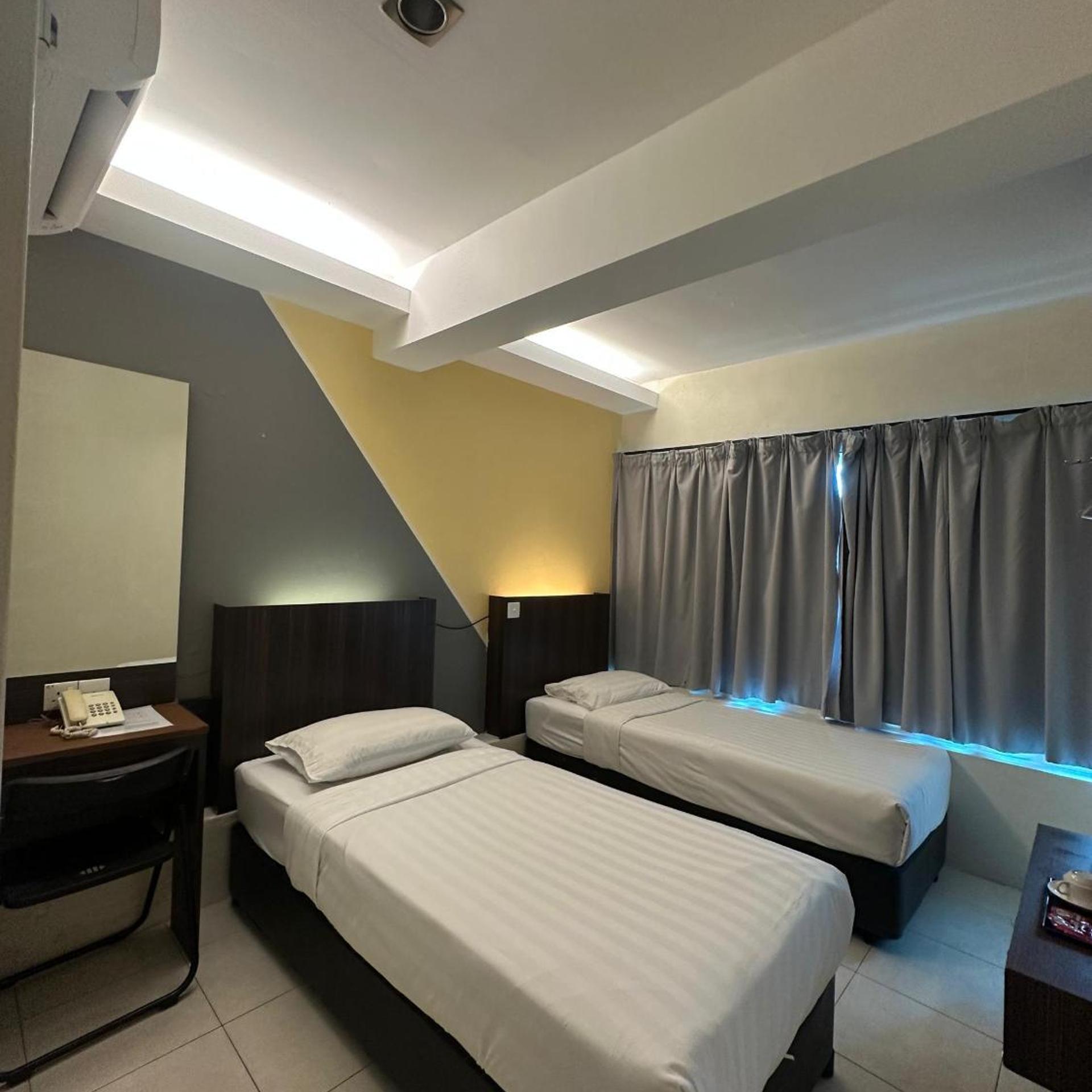 The Regency Garden Hotel 16/50