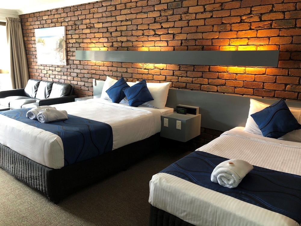 Logan City Motor Inn 24/67
