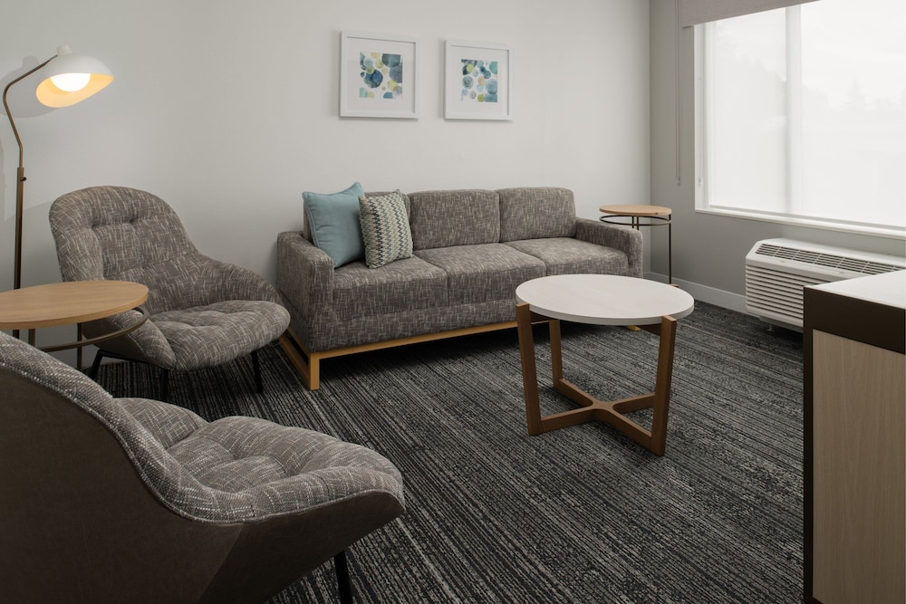 TownePlace Suites by Marriott Eugene 12/23