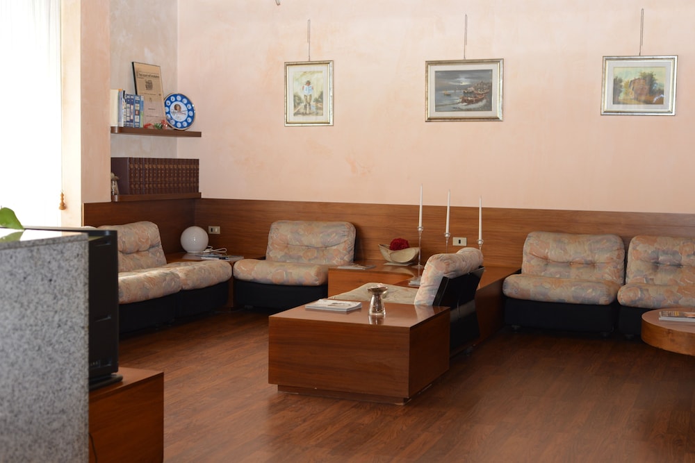 HOTEL SALIERI 40/70