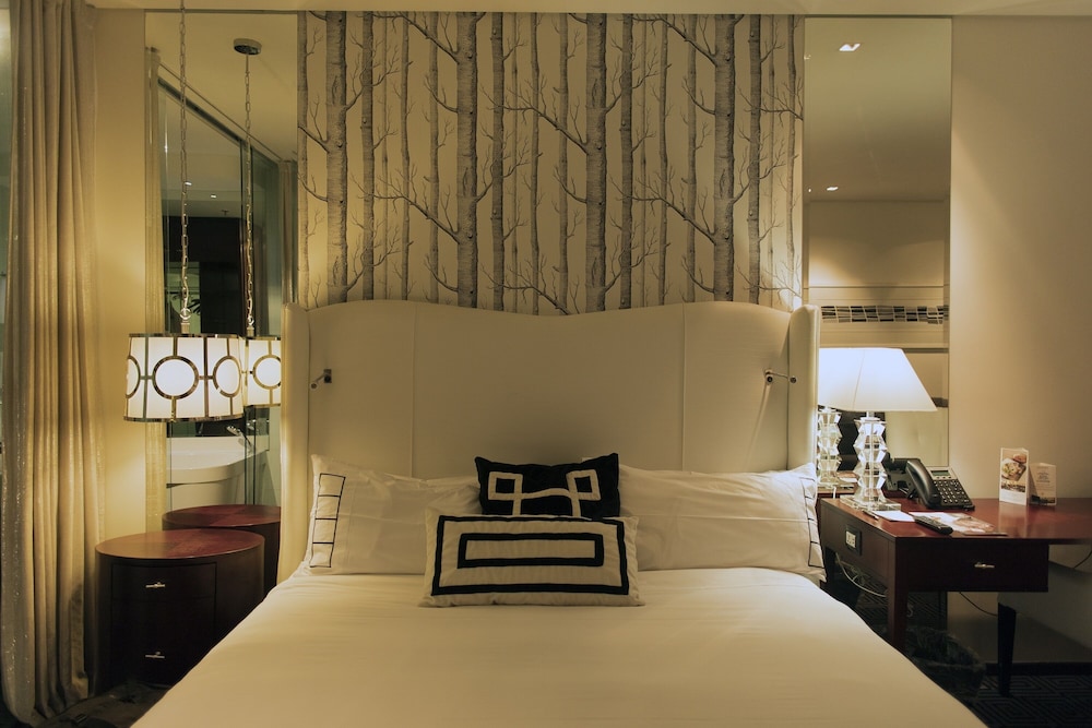 Davinci Hotel And Suites On Nelson Mandela Square 37/67