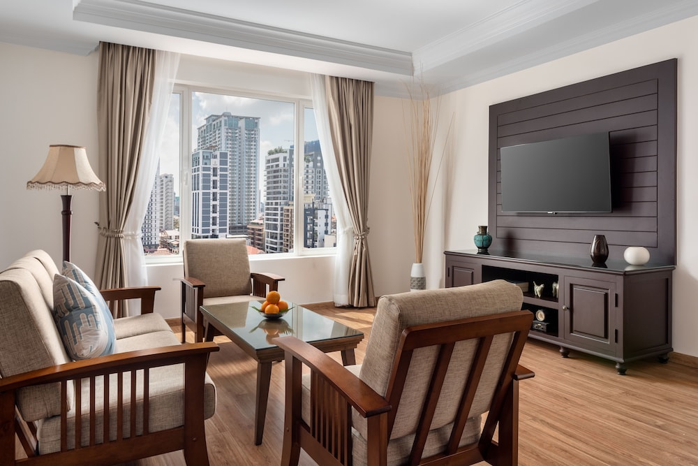 Duong Chan Hotel 27/39