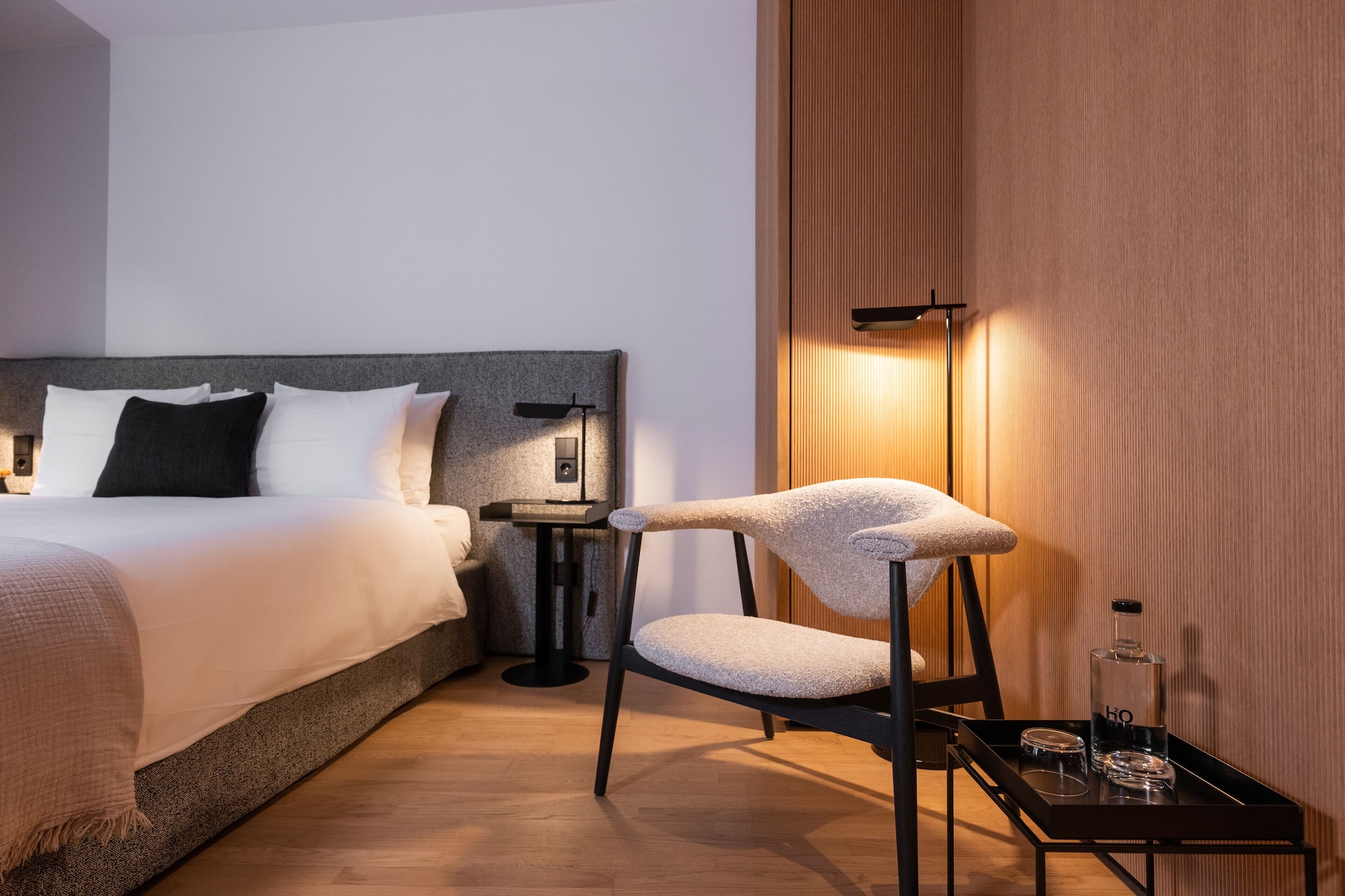 ROOM, SINGLE, DOUBLE BED