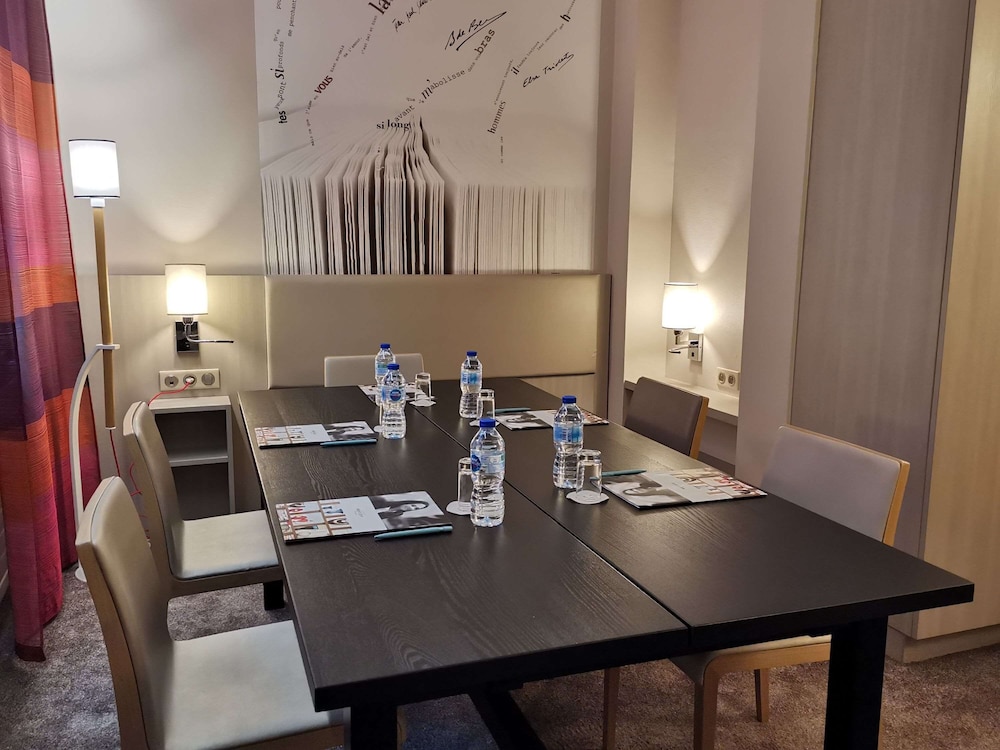 Mercure Paris Raspail Montparnasse 48/60