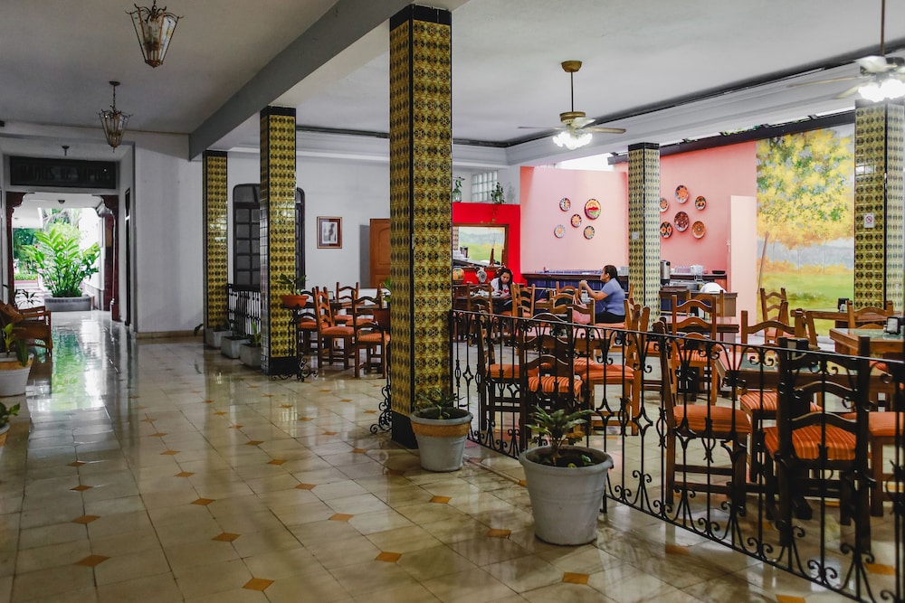 Hotel Colon Merida by Kavia 52/66