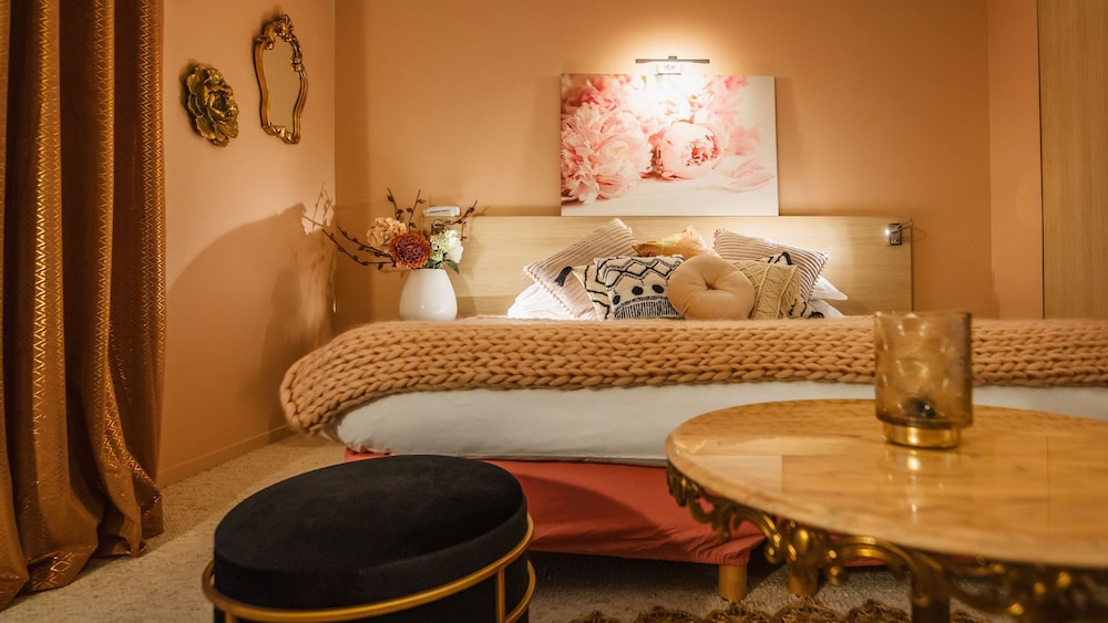 Kyriad Prestige Vannes Centre Palais Des Arts 27/66