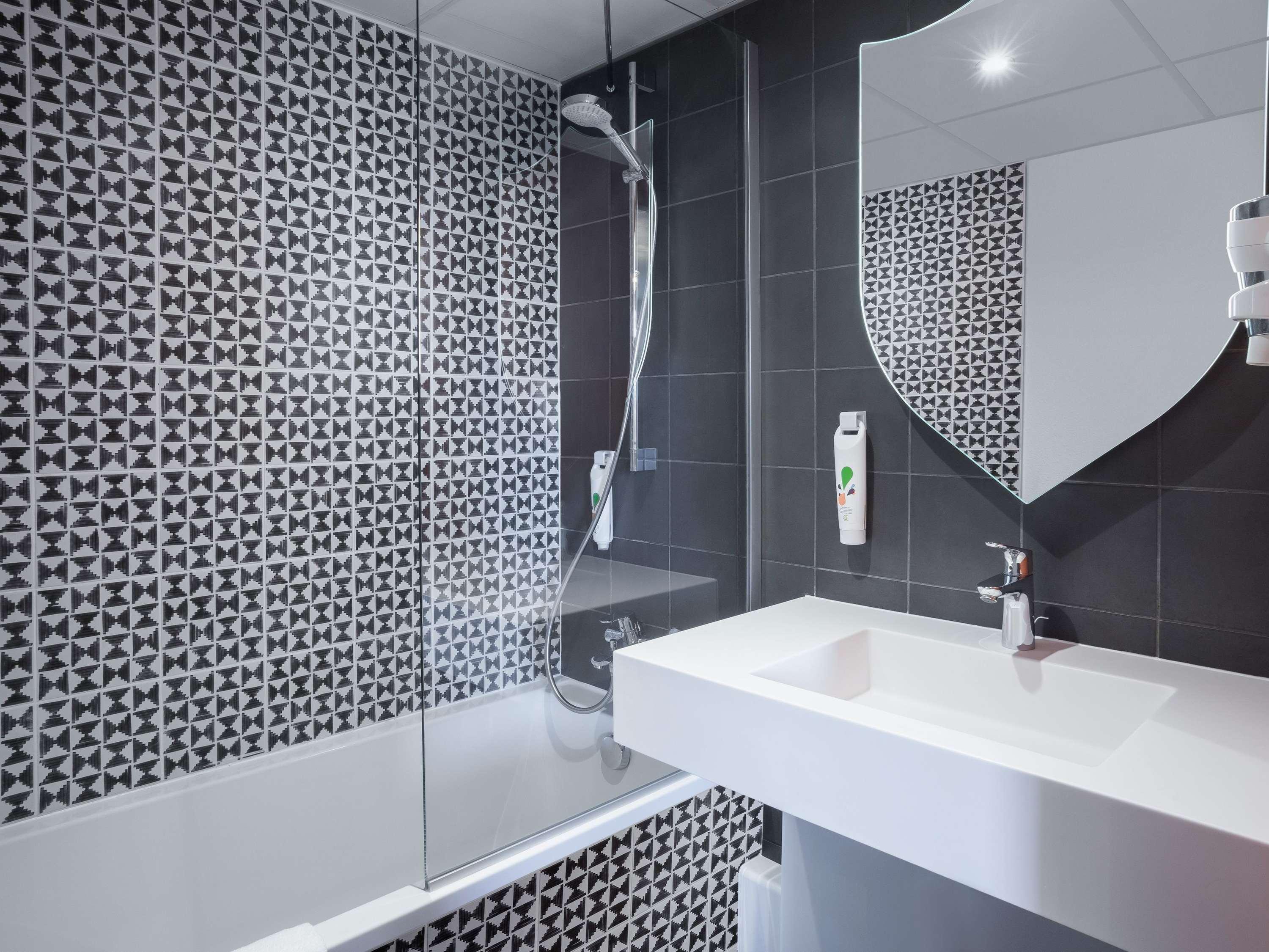 غرفة قياسية بسرير مزدوج مع أريكة، Ibis Styles Carcassonne La Cite 6/10