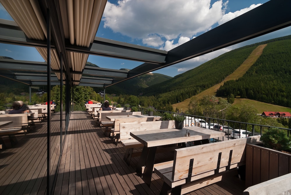 Olympie Hotel, Spindleruv Mlyn 41/60
