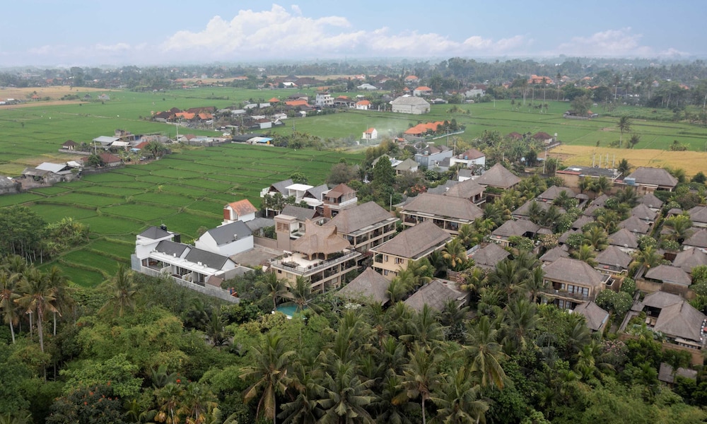Ubud Nyuh Bali Resort & Spa 72/74