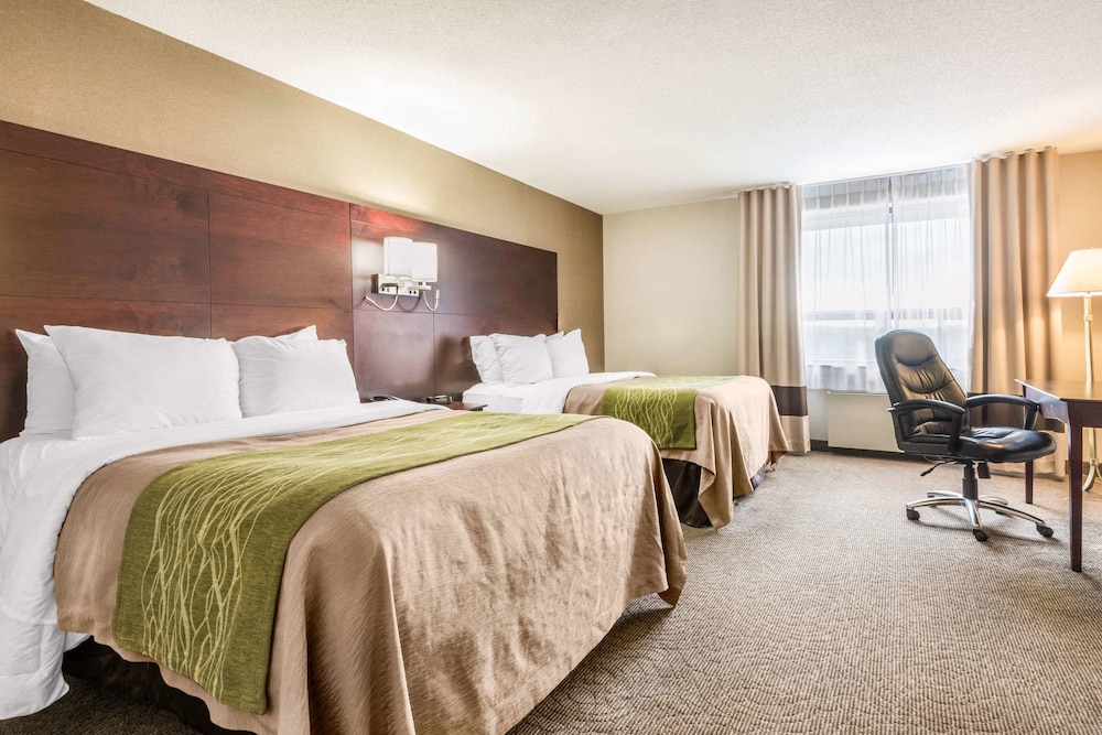 Comfort Inn & Suites Barrie 10/51