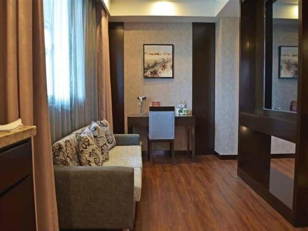 GreenTree Inn Changzhou Dinosaur Park Global Harbor Express Hotel 33/48