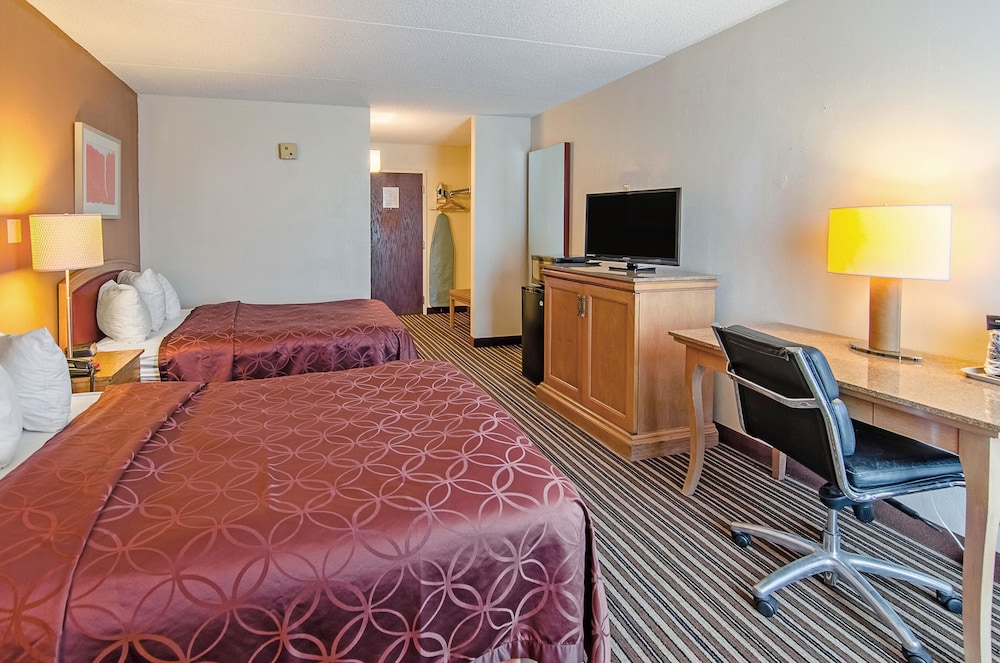 Econo Lodge Inn & Suites Norton - Wise South 13/44