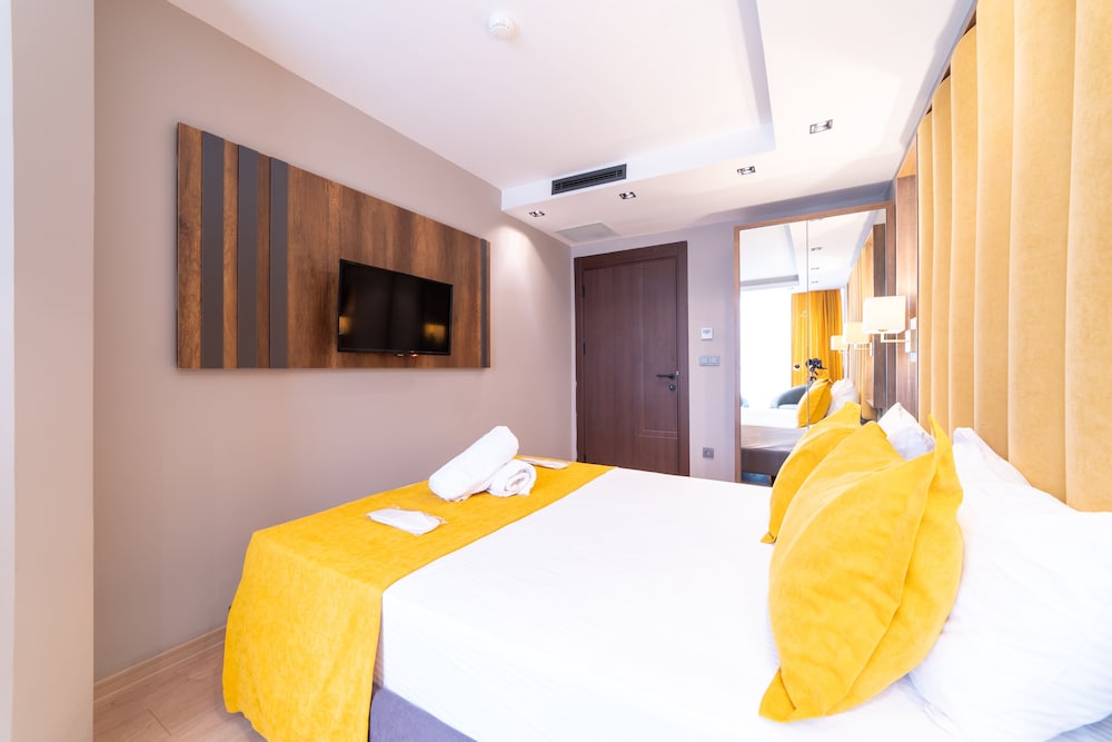 Garden Room Suit Hotel 19/50