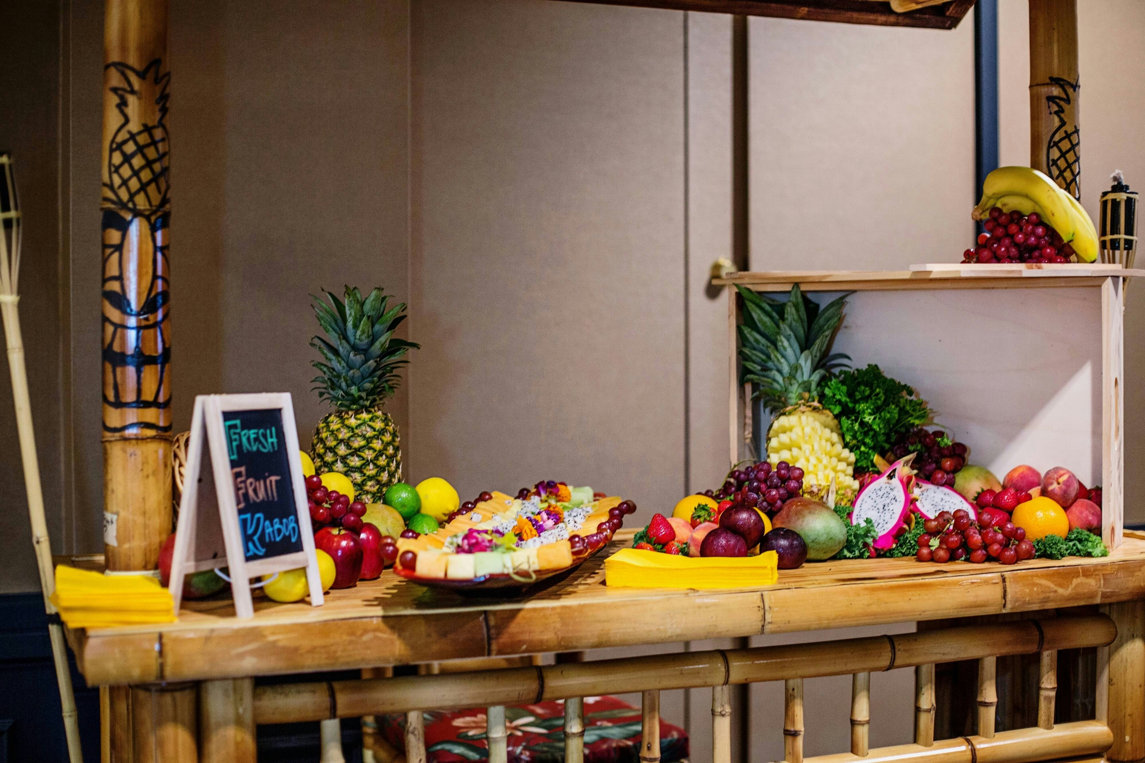 Courtyard By Marriott Downtown Toronto 8/25