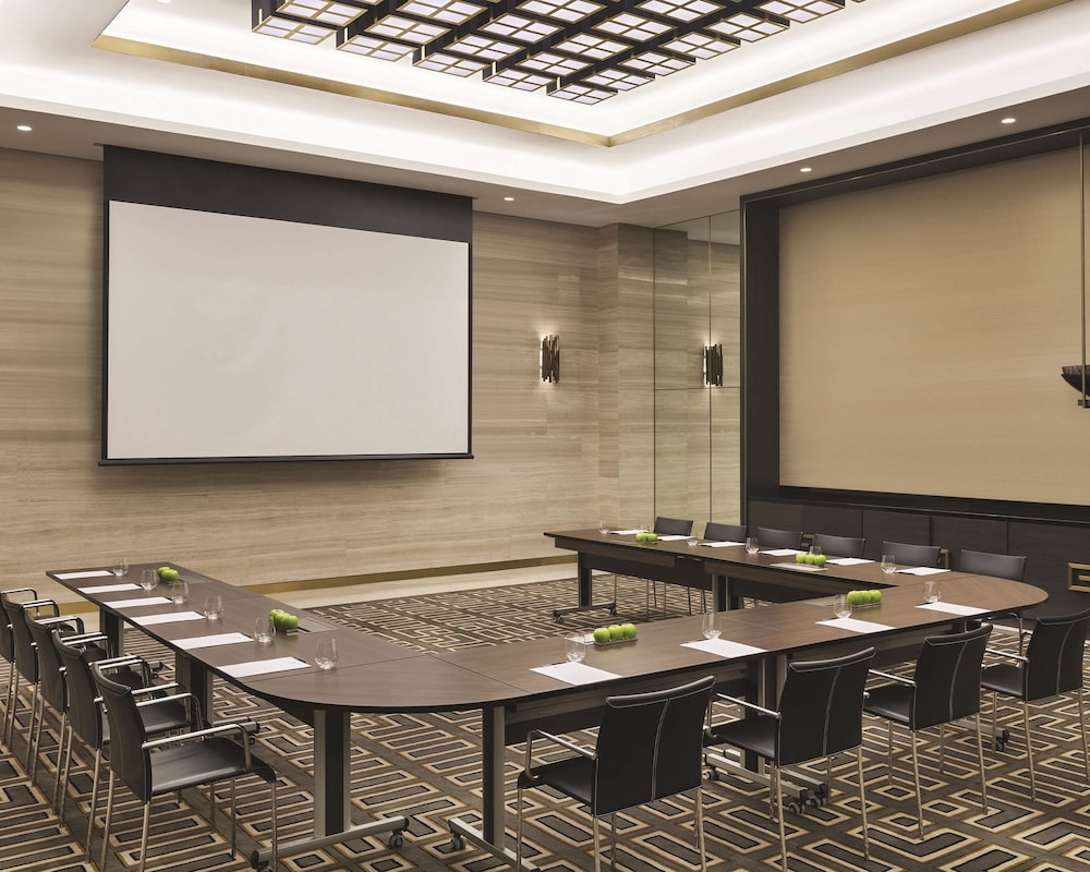 Hyatt Regency Al Kout Mall 60/70