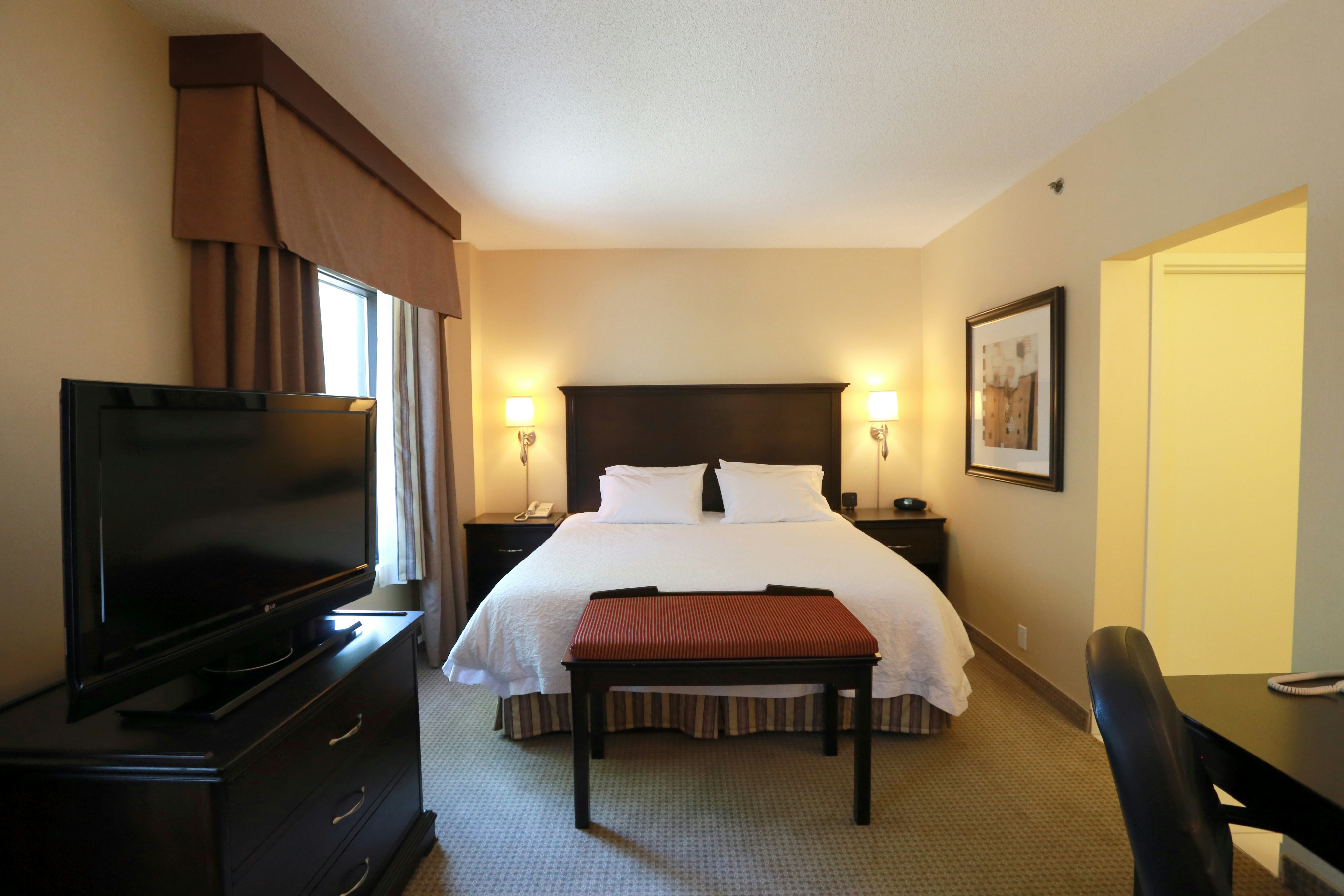 Hampton Inn and Suites by Hilton Laval 13/71