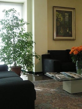Hotel Giovanni 5/19
