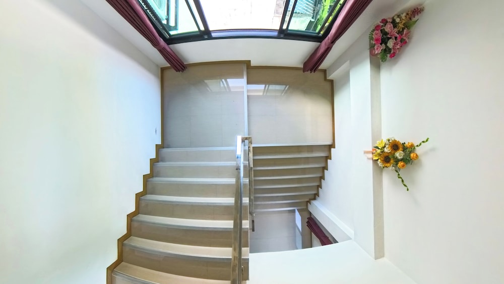 Gusto House 36/64