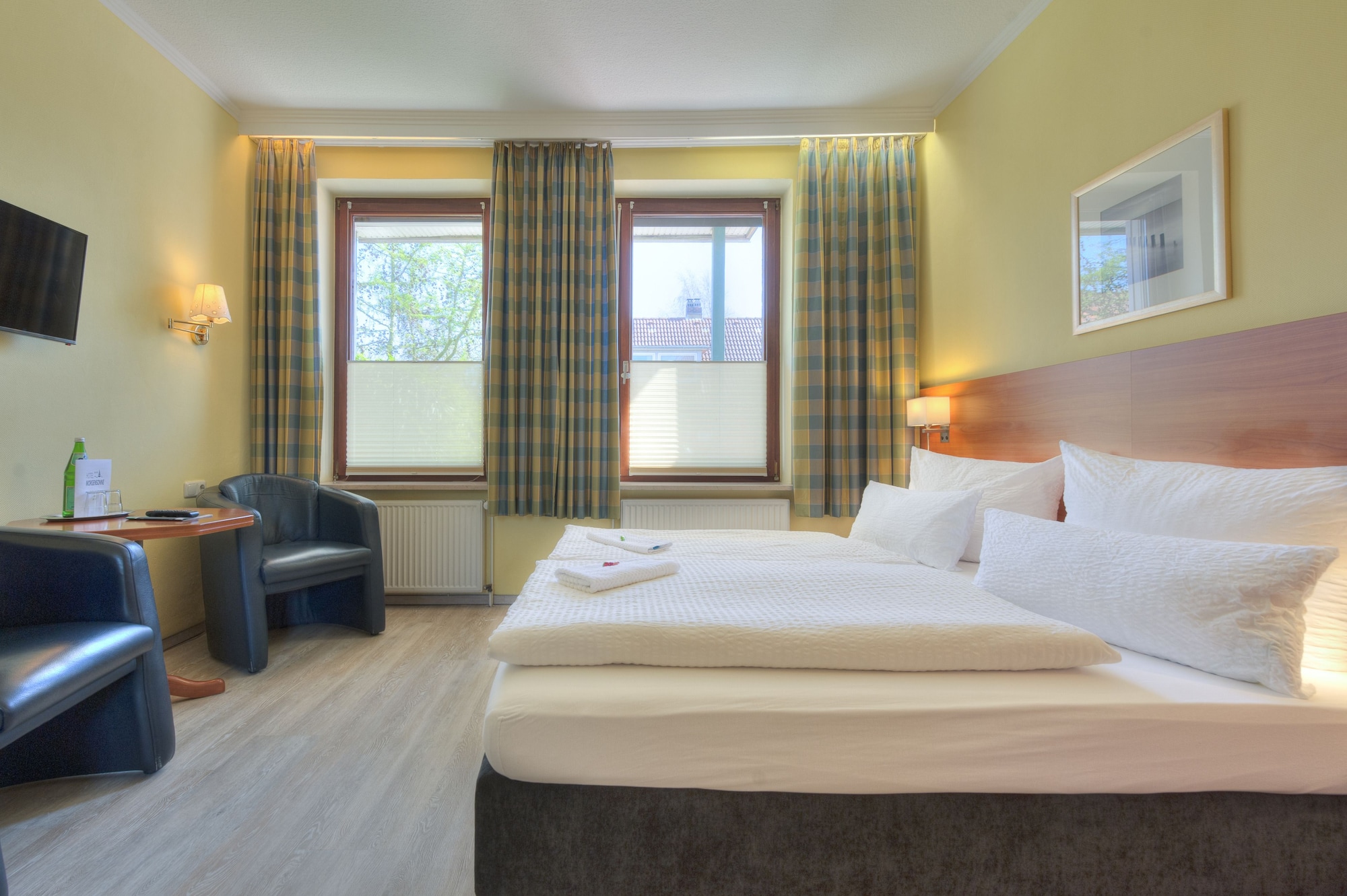 Room, Double Bed