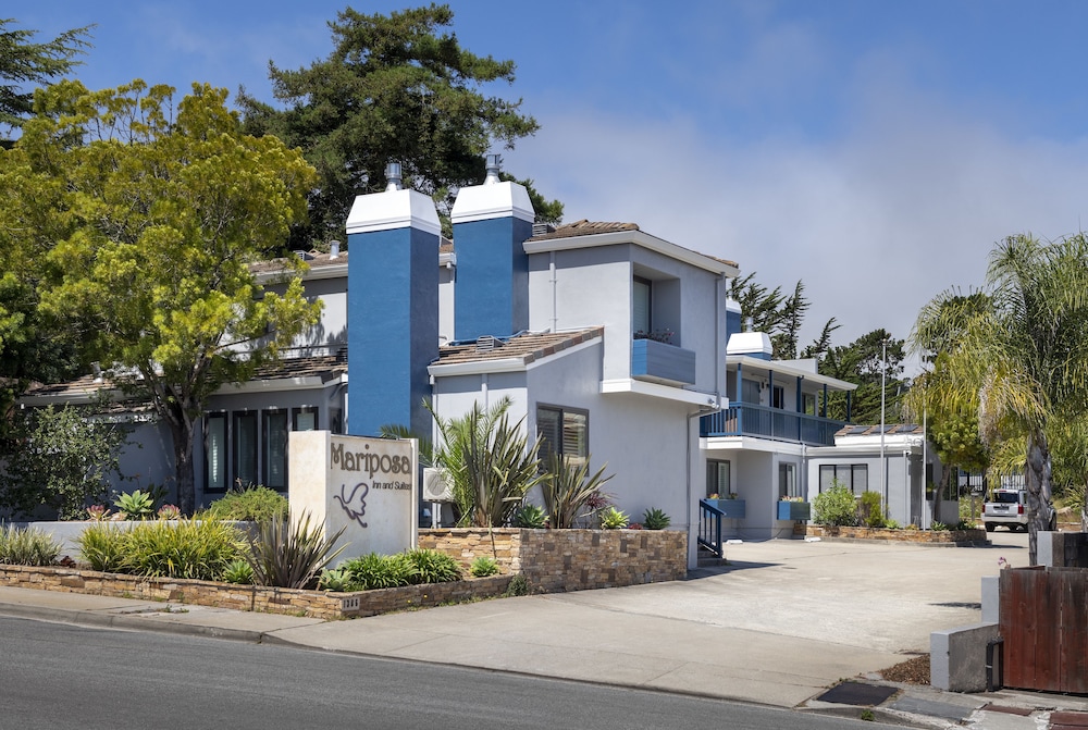 Mariposa Inn And Suites 6/40