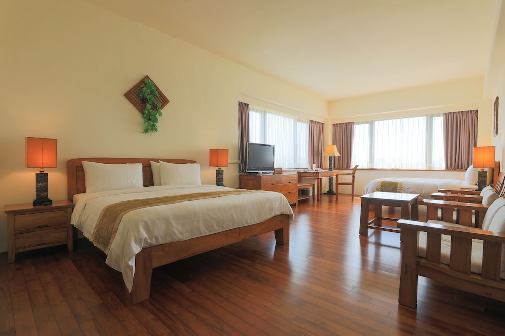COMFORT, QUADRUPLE, 2 DOUBLE BEDS