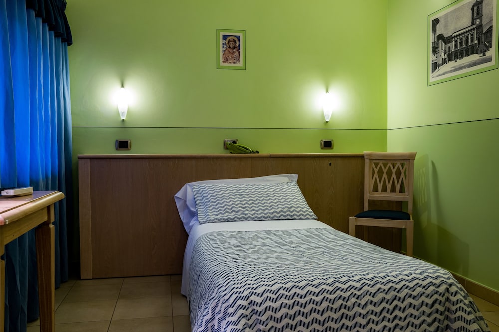 Hotel Cladan 29/63