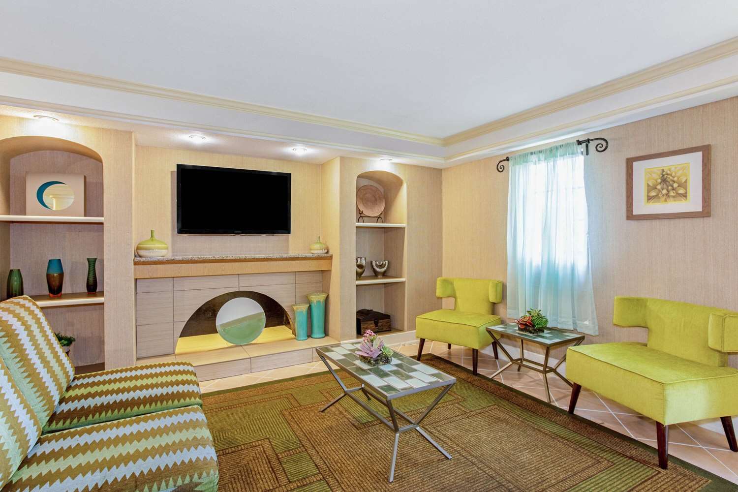 La Quinta Inn by Wyndham Orlando Airport West 24/40