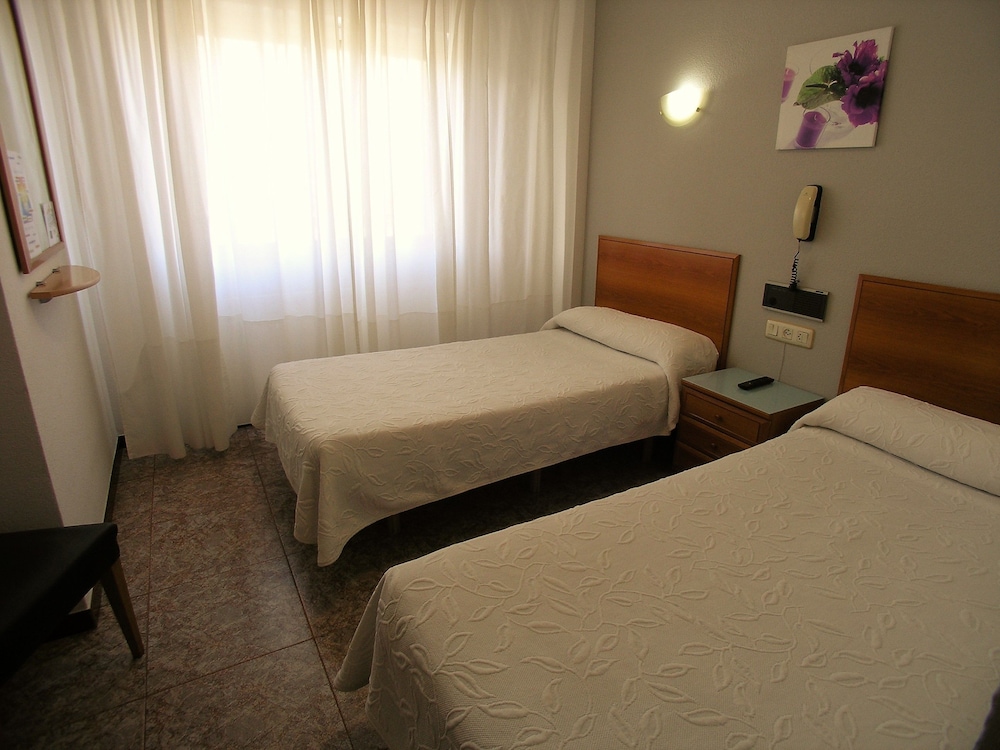 Iraipe Gorbea Hotel 32/48