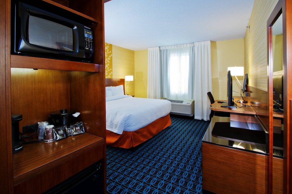 Fairfield Inn Suites St Louis West Wentzville 7/17