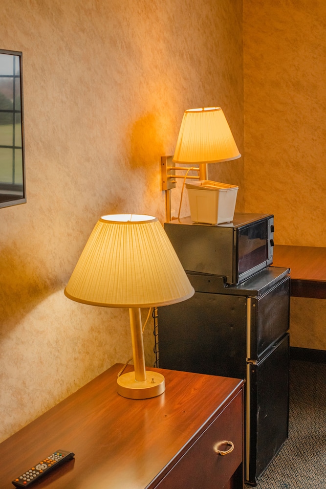 Colfax Inn 35/58