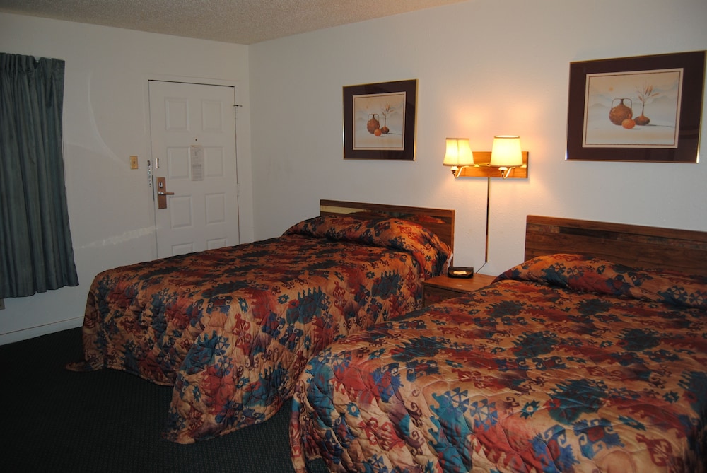 La Vista Inn 24/47