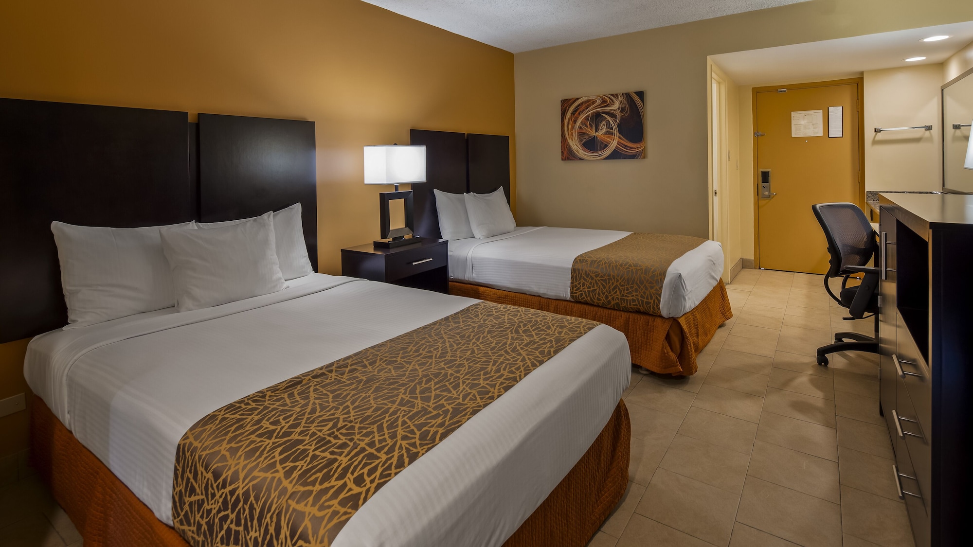 STANDARD, 2 DOUBLE BEDS, PET FRIENDLY, ACCESSIBLE