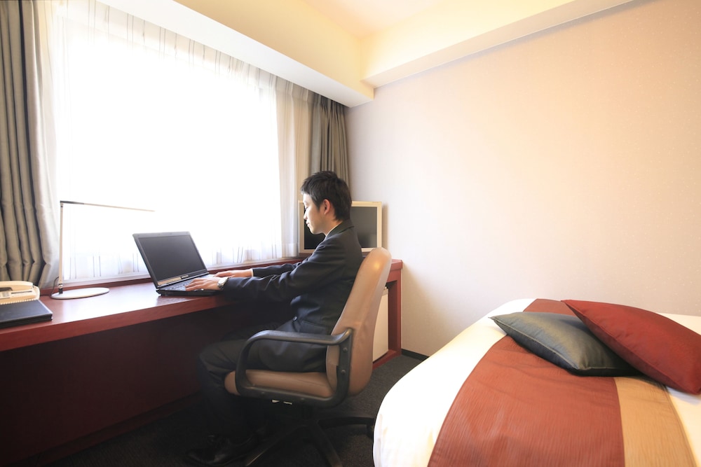 Richmond Hotel Yokohama Bashamichi 38/43