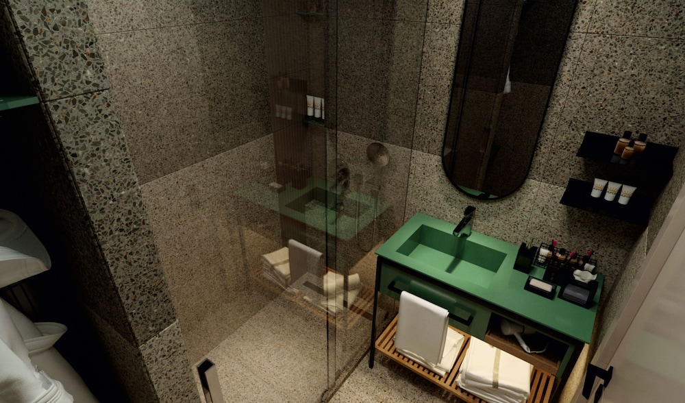 Oli Hotel 44/47