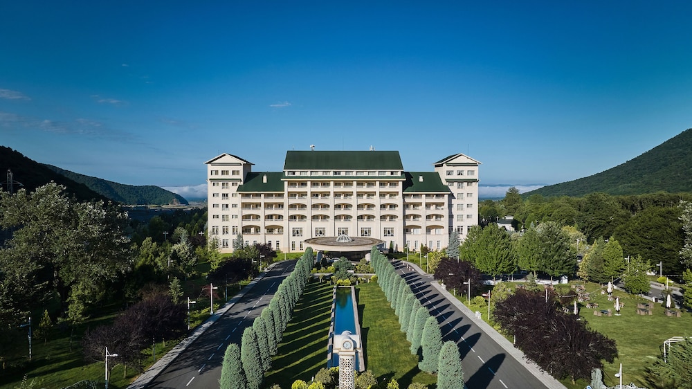 Qafqaz Riverside Resort Hotel in GABALA