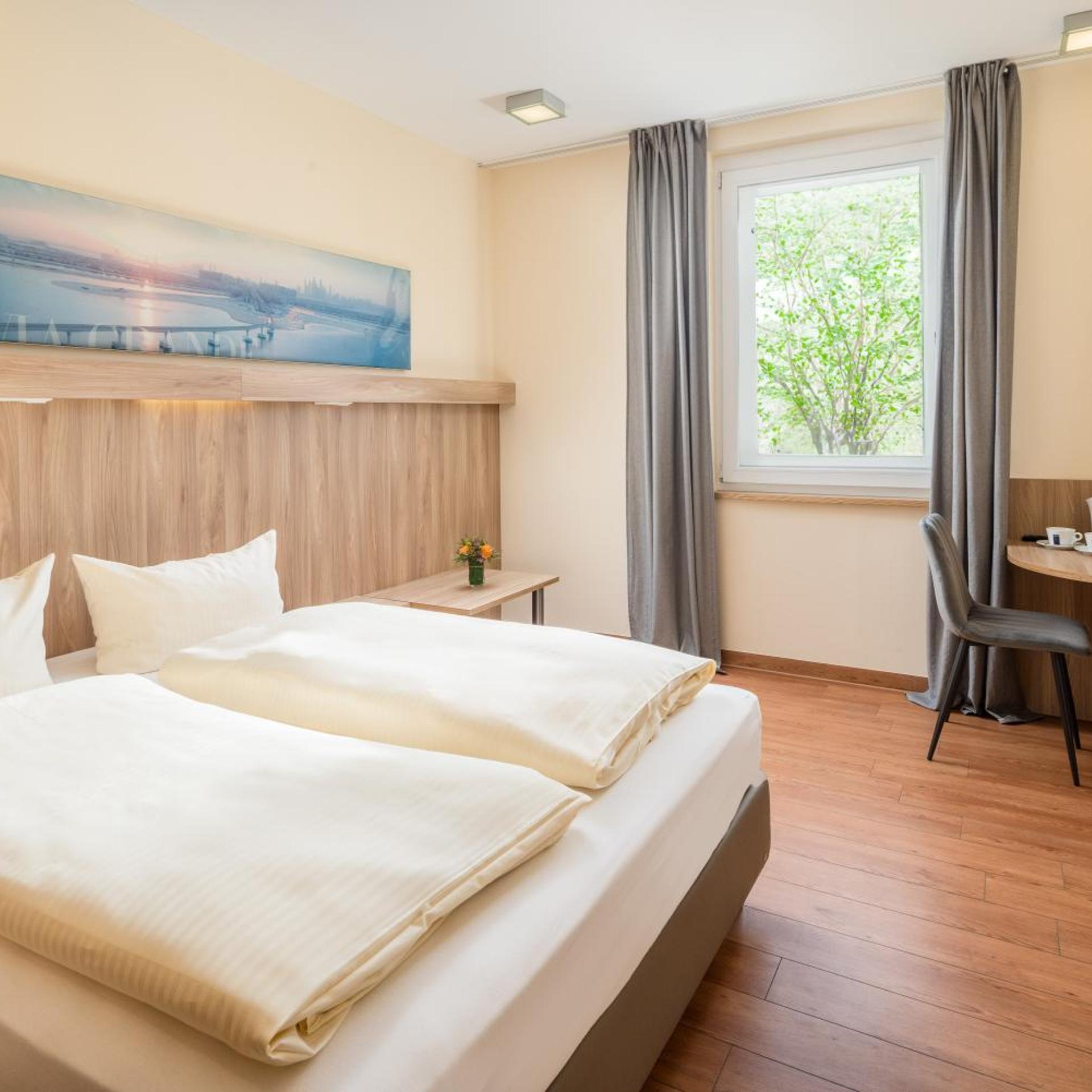 Hotel Neumarkt 3/23