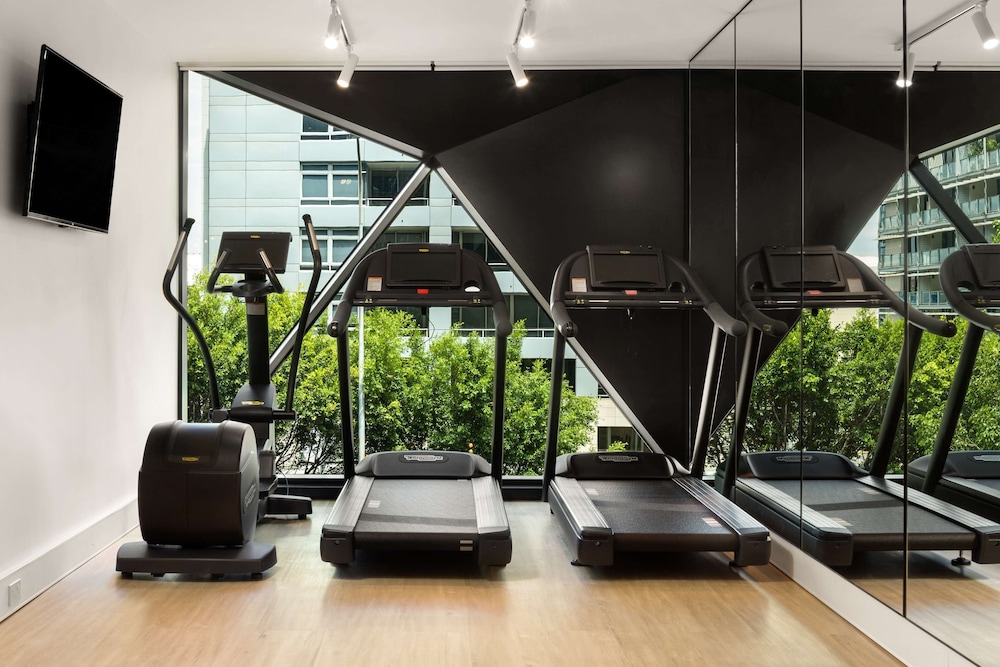 West Hotel Sydney Curio Collection By Hilton 40/80