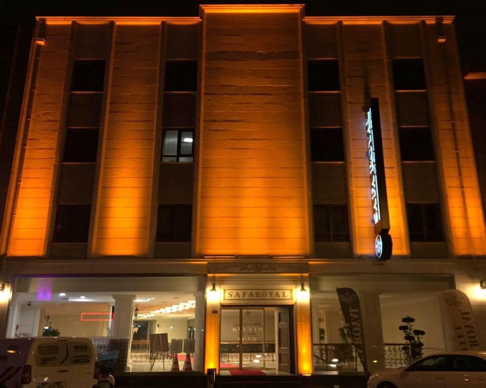 Safa Royal Museum Hotel 1/33