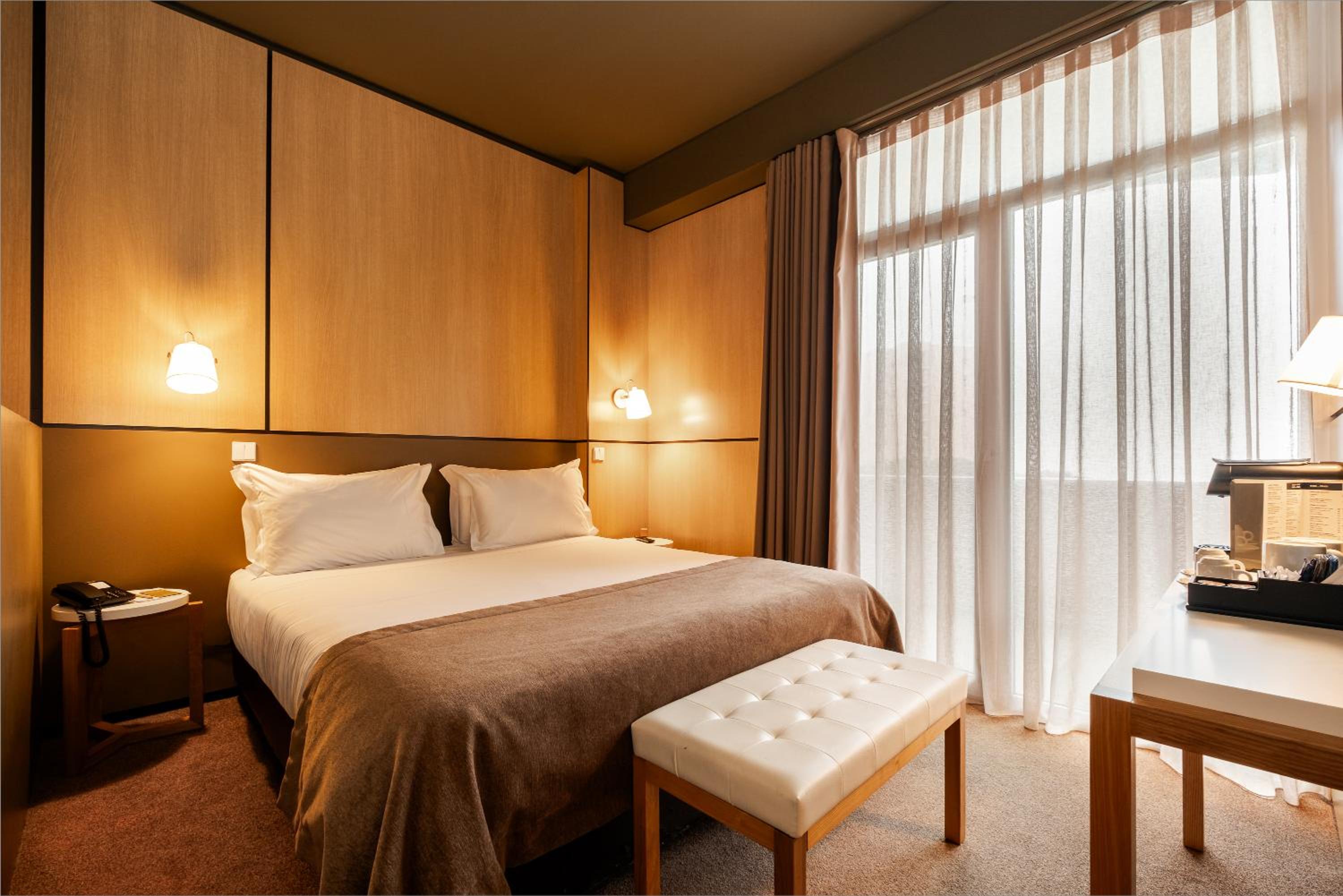 Master, Suite, 2 Double Beds, Sea View