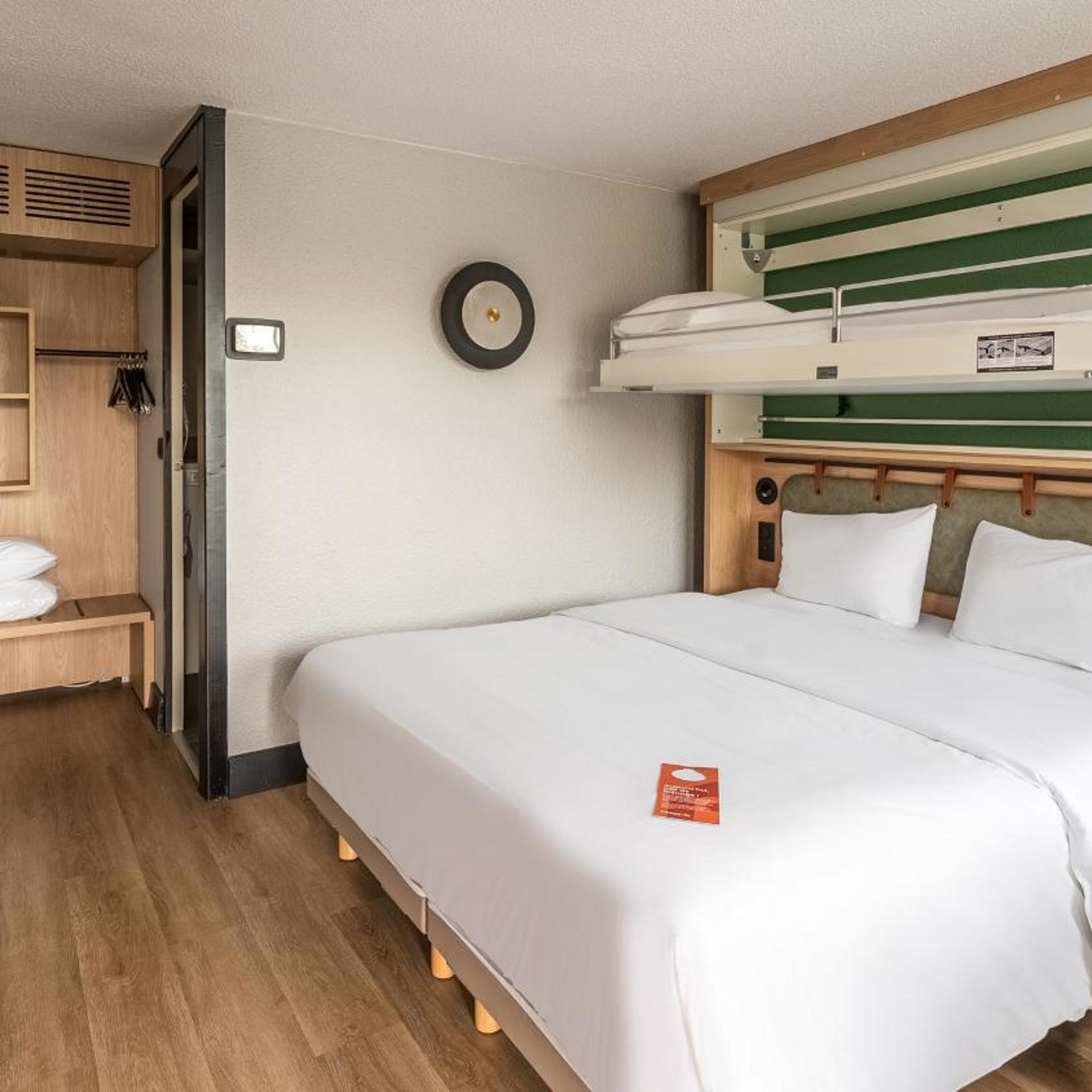 Standard, Bunk Bed, Queen Bed