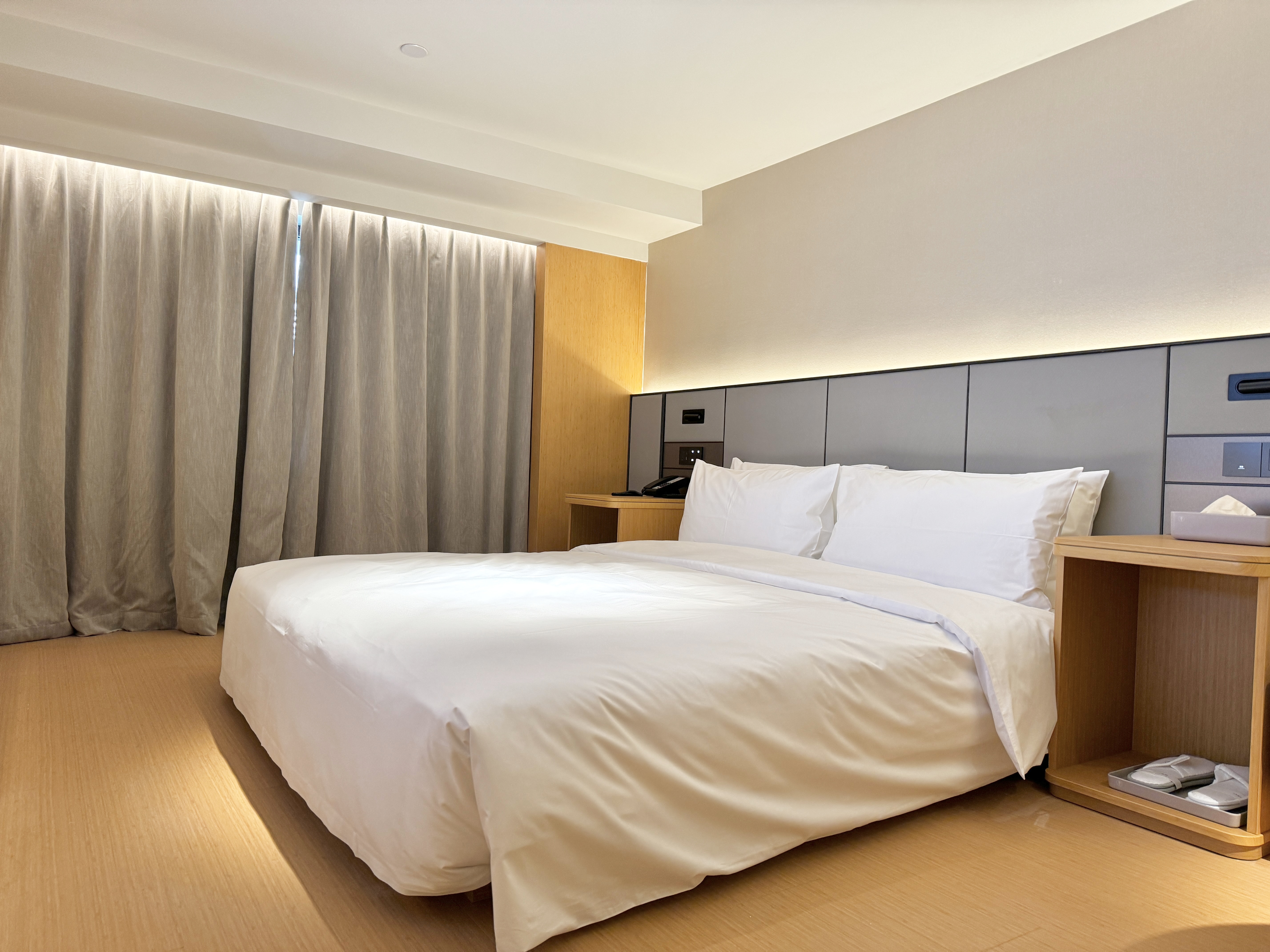 JI Hotel Shanghai Zhaojiabang 4/32
