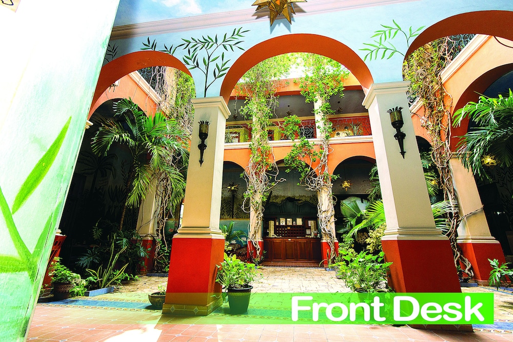 Hotel Casa San Angel 6/68