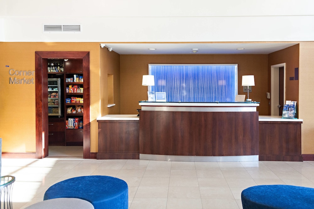 Fairfield Inn Suites By Marriott Somerset 4/40
