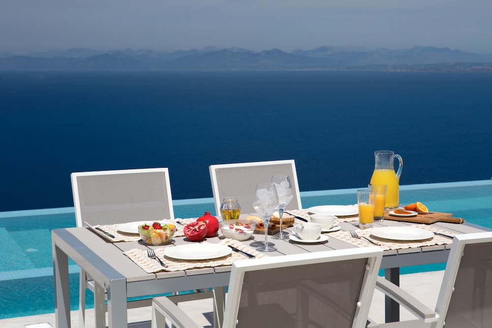 Ionian Horizon Villas 45/56