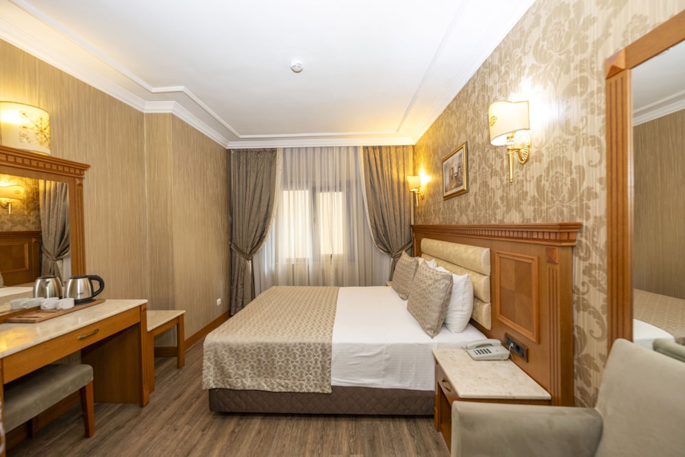 STANDARD, DOUBLE OR TWIN BED