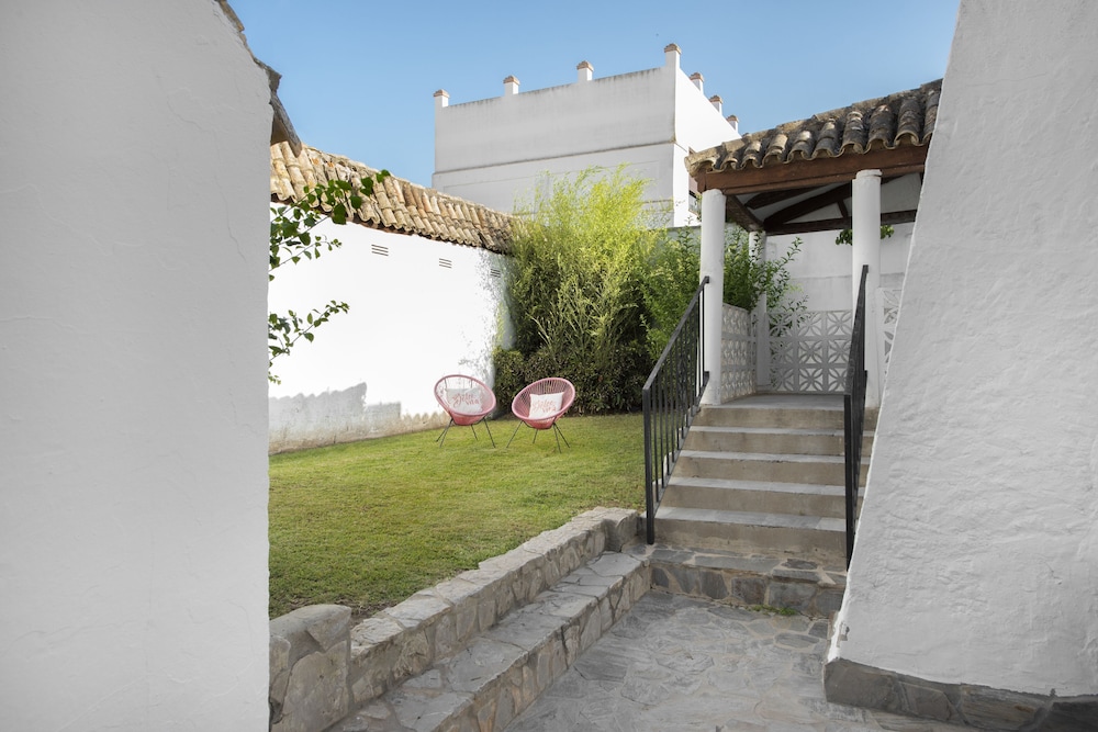 APARTAMENTOS CORTIJO FONTANILLA 15/25