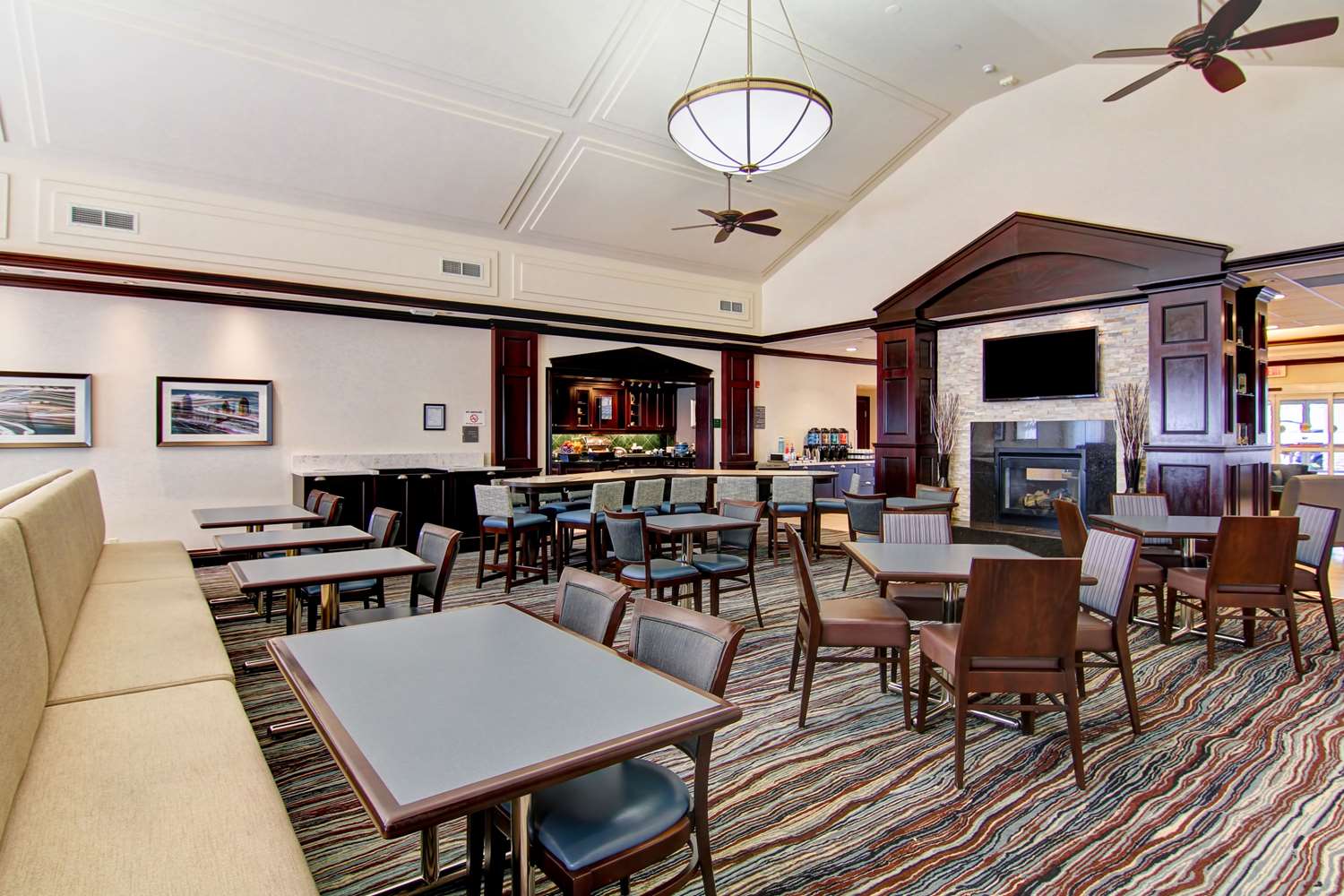 restaurant cafeteria