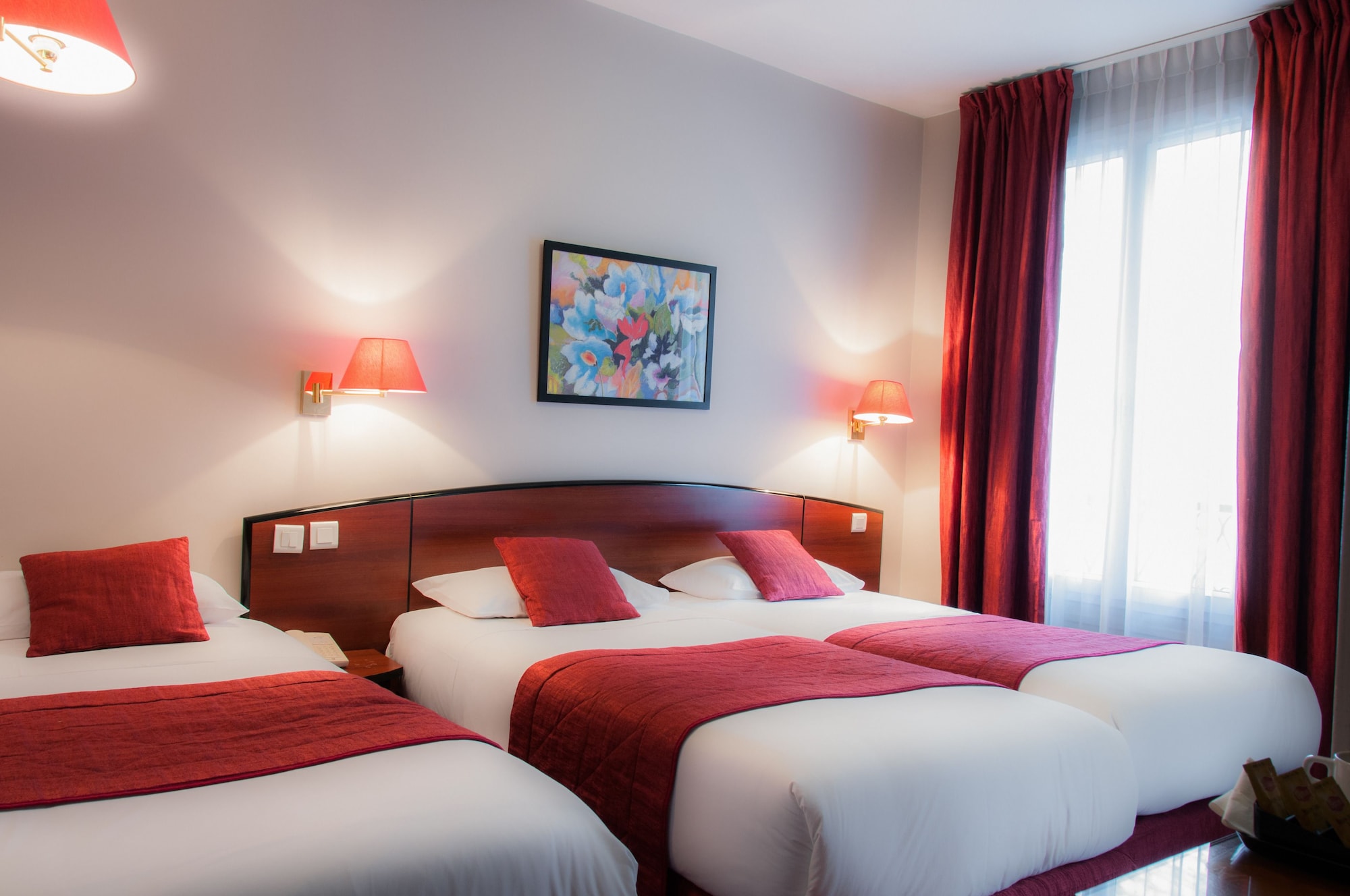 ROOM, TRIPLE
