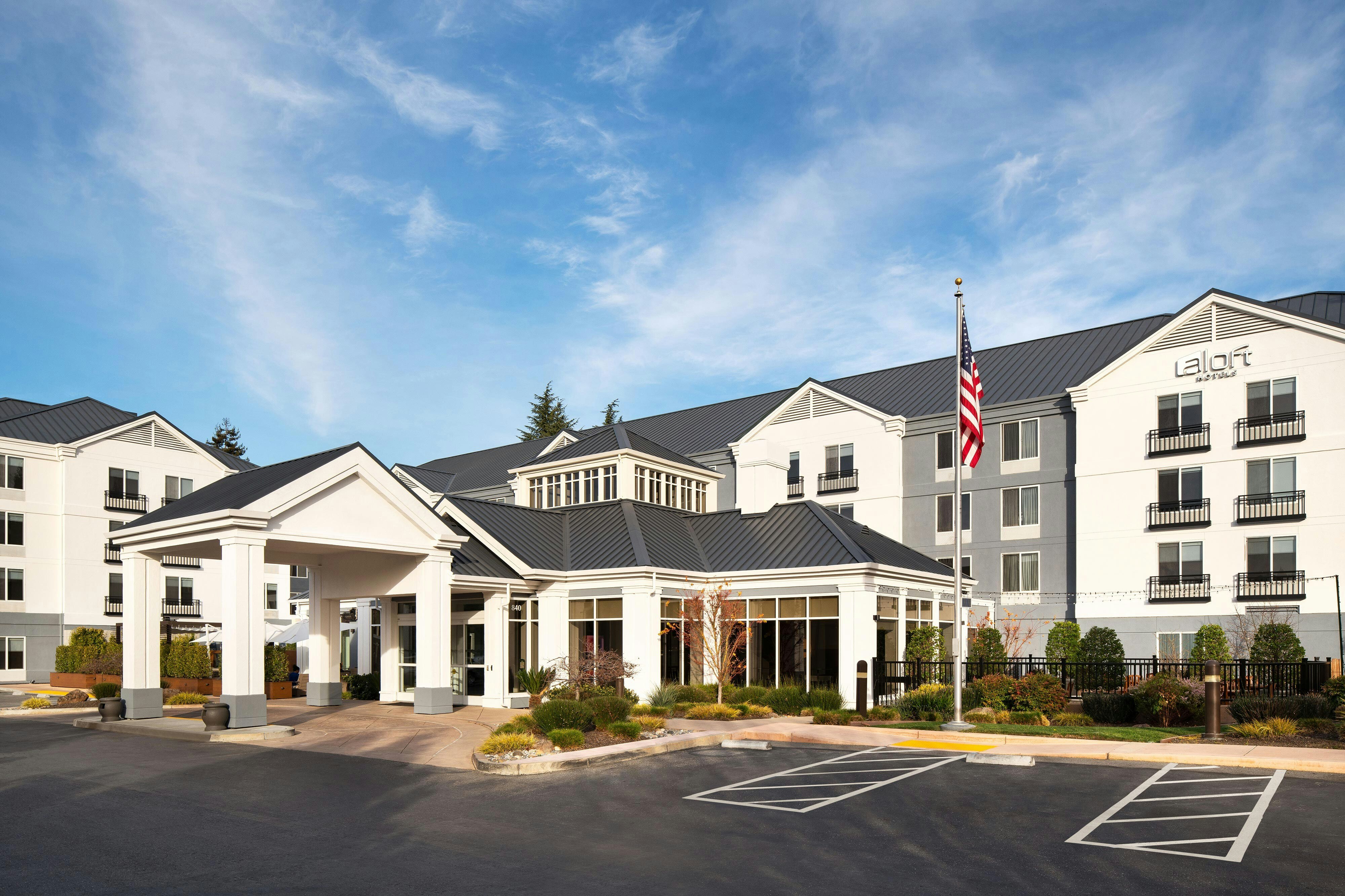 Aloft Mountain View 20/21